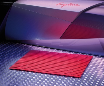Tapis de sol pour banc solaire